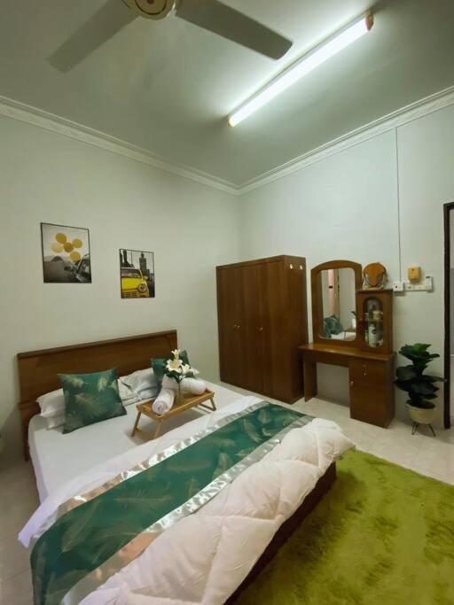 Batu Pahat Qastina Gunong Soga Homestay Exterior photo